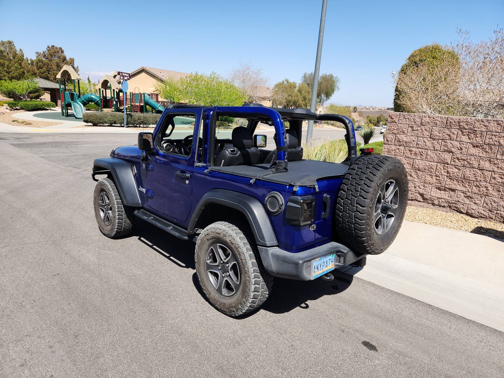Jeep Wrangler JL Security deck for 2-door with rear seat delete 20230413_105632