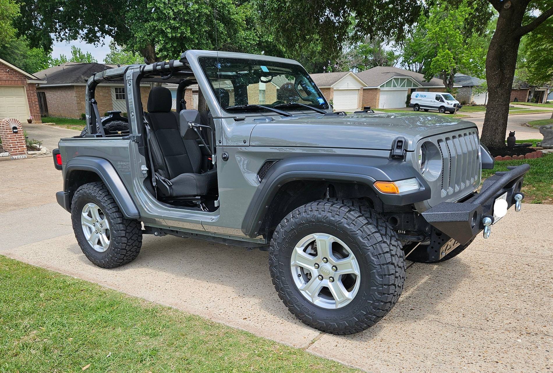 Jeep Wrangler JL Tops off 2 door pics! 20240407_133725