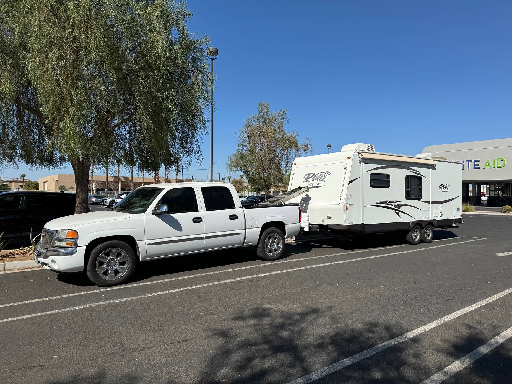 Jeep Wrangler JL Parking a travel trailer question IMG_2984