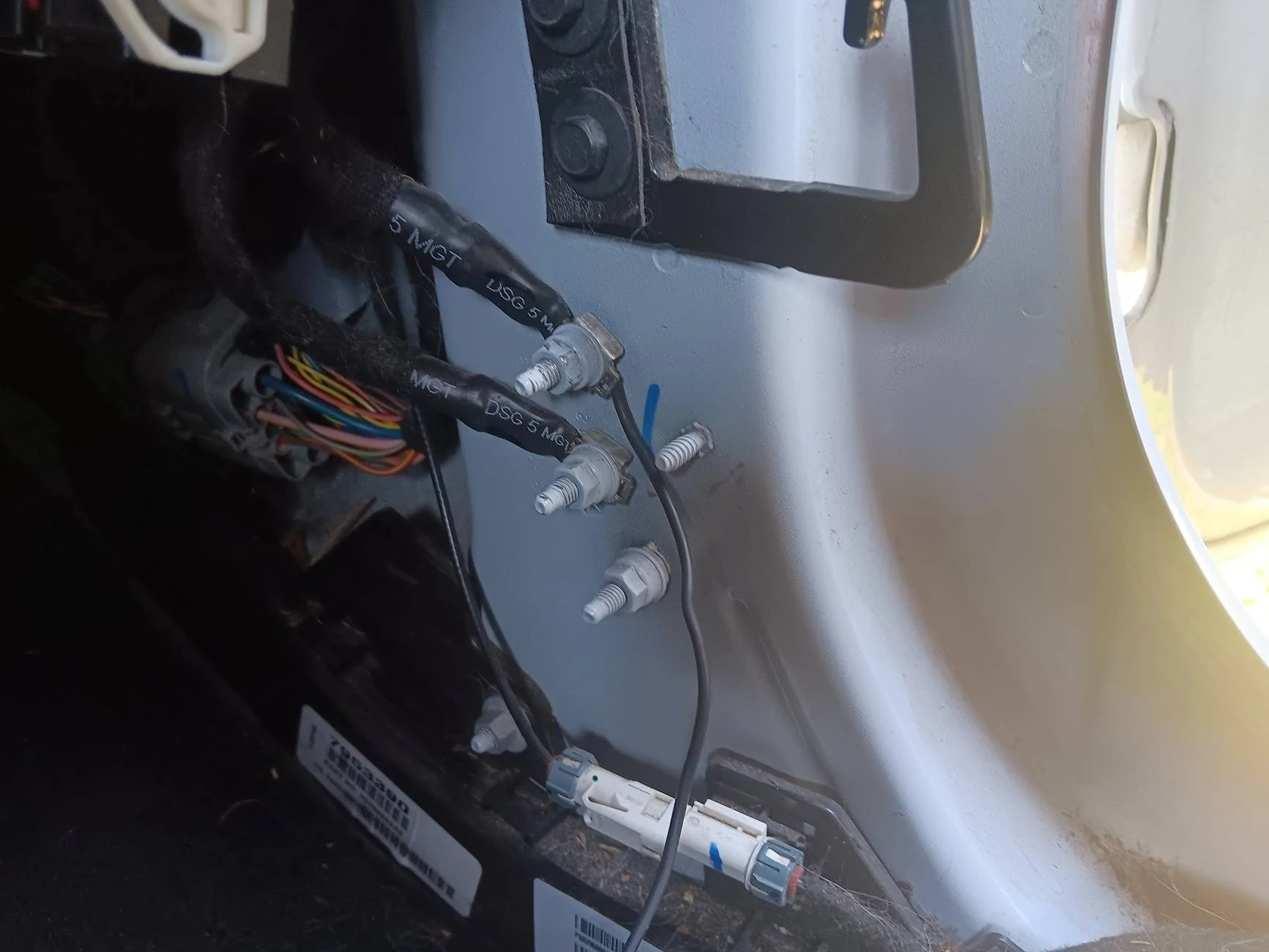 Jeep Wrangler JL Winch install: Project Overkill 1000039481