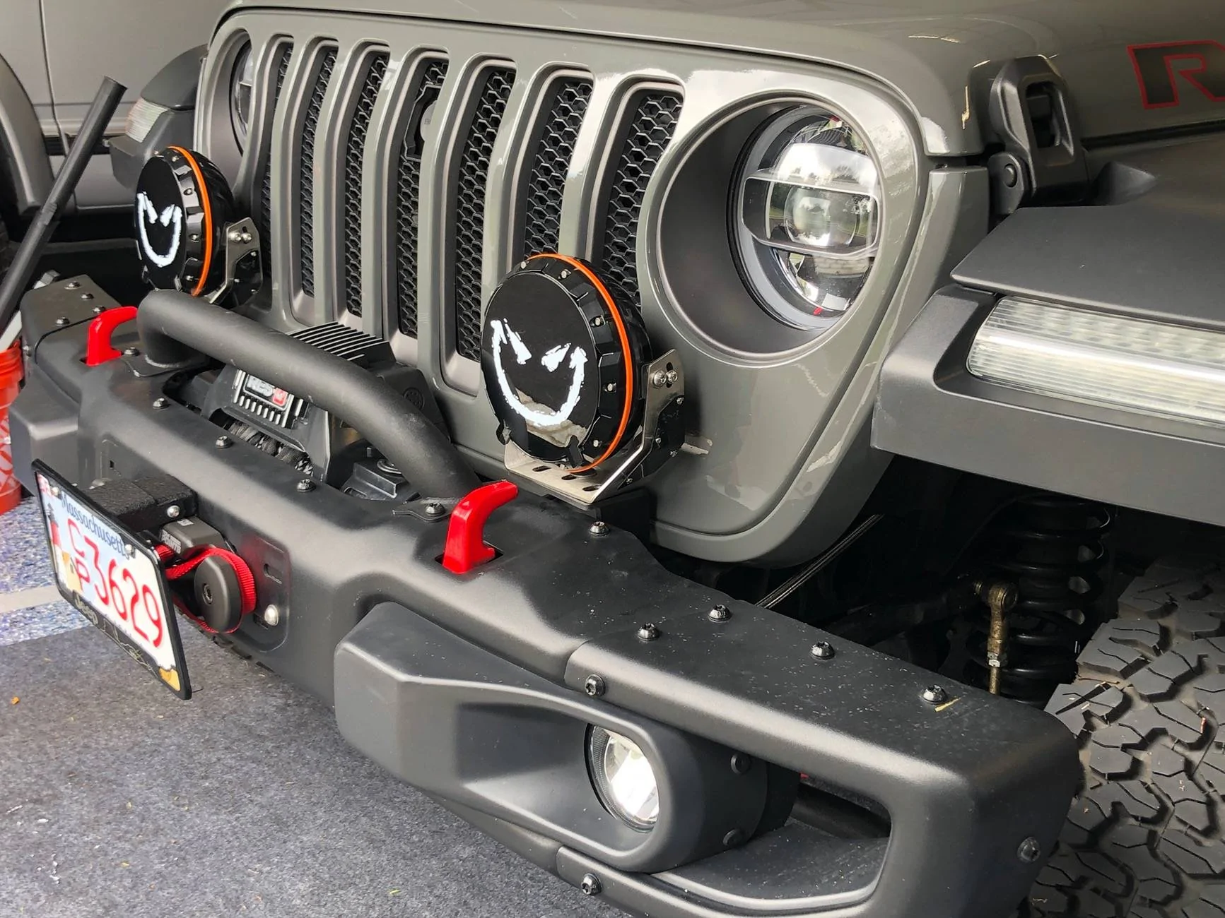 Jeep Wrangler JL New Light Mounts IMG_2016