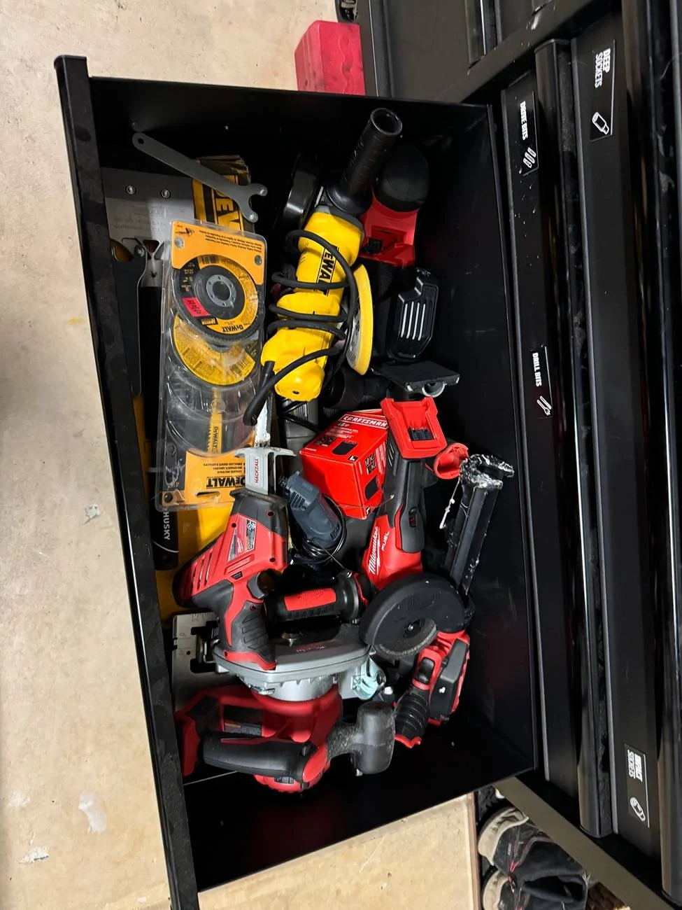 Jeep Wrangler JL Tool Box Organization IMG_8763