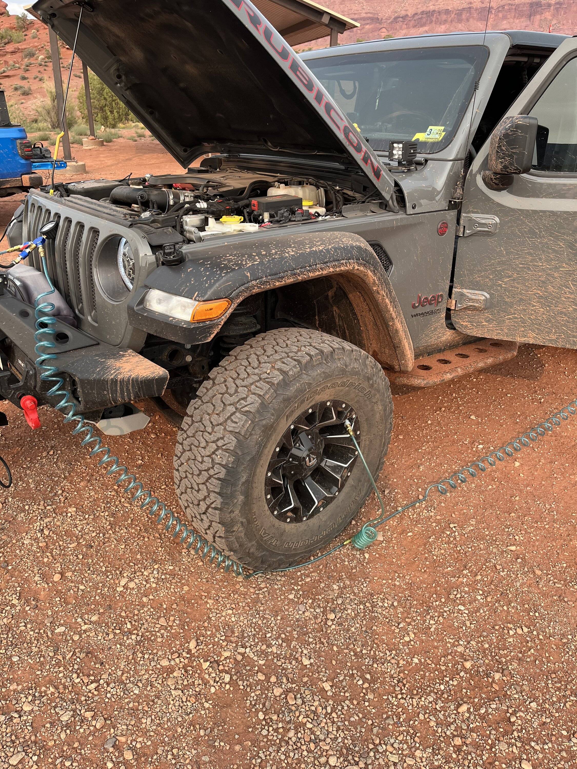 Jeep Wrangler JL DIY tire inflation system IMG_5368