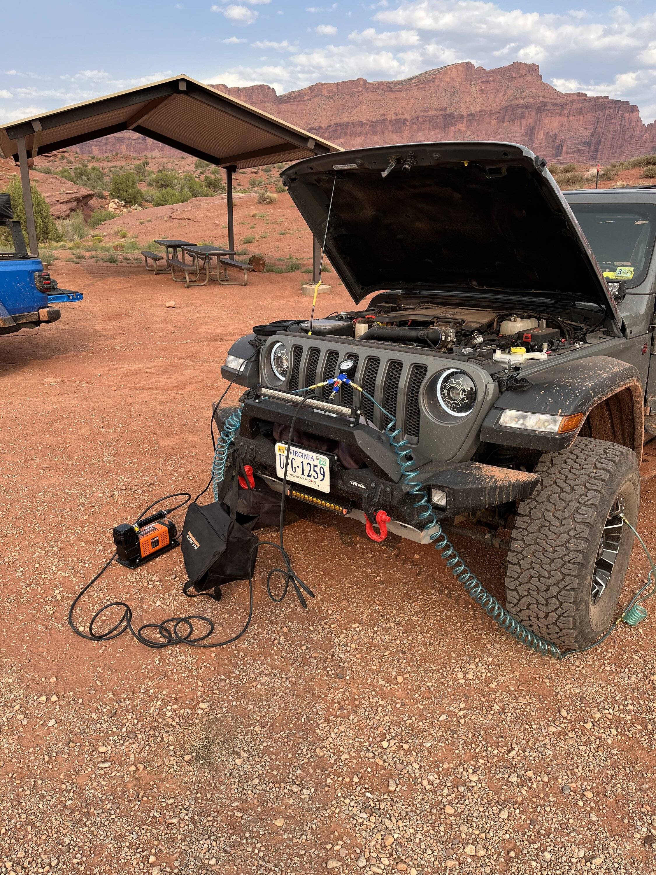 Jeep Wrangler JL DIY tire inflation system IMG_5367