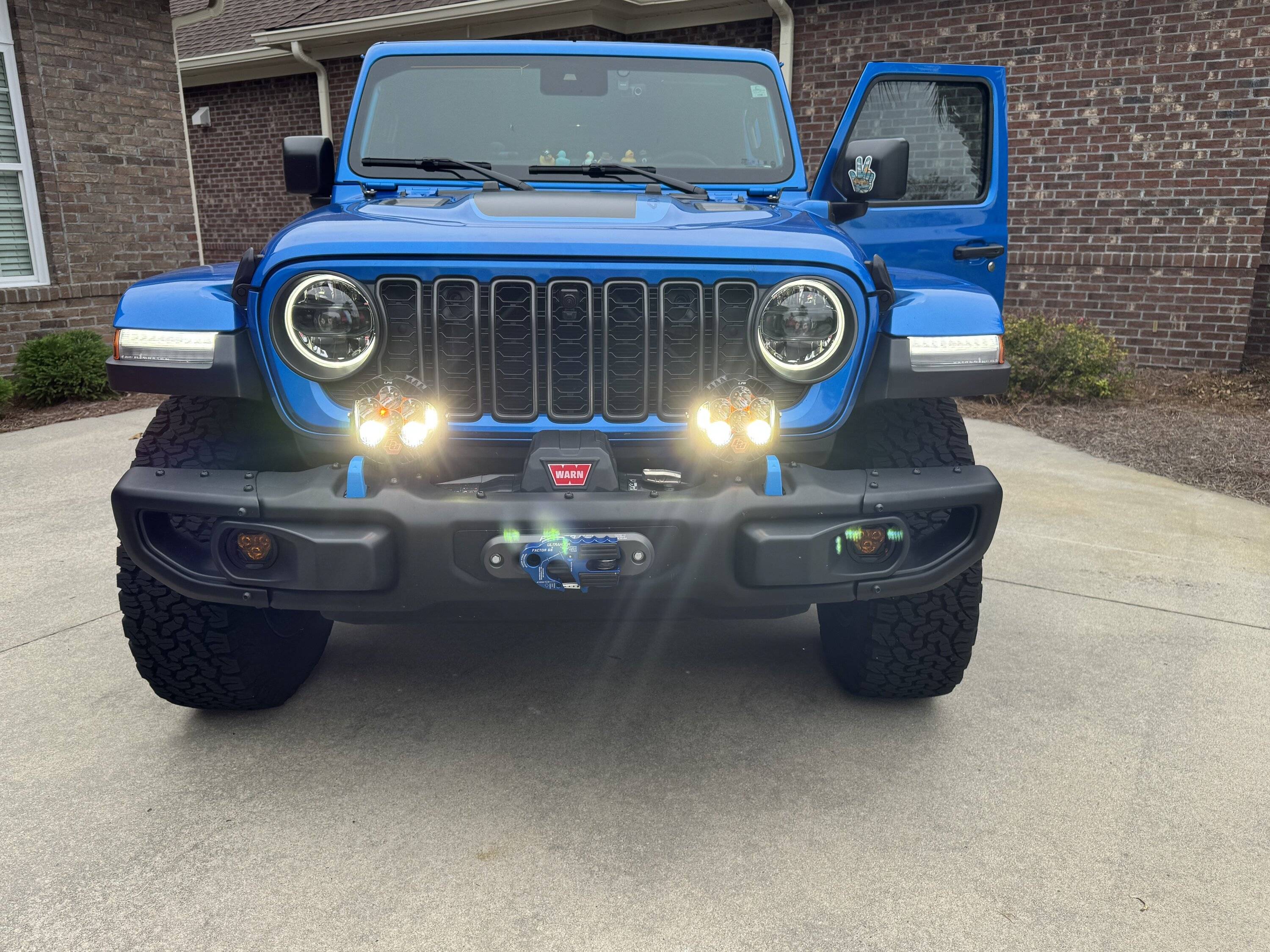 Jeep Wrangler JL Baja Designs LP6 installed IMG_3362