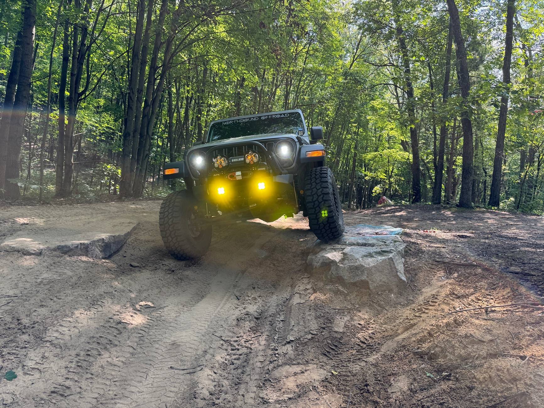 Jeep Wrangler JL Baja Designs LP6 installed IMG_4020
