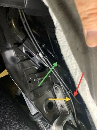 Jeep Wrangler JL 2018 JLUR Right Rear Seat Latch Cabling Replacement? 2-Cables-1