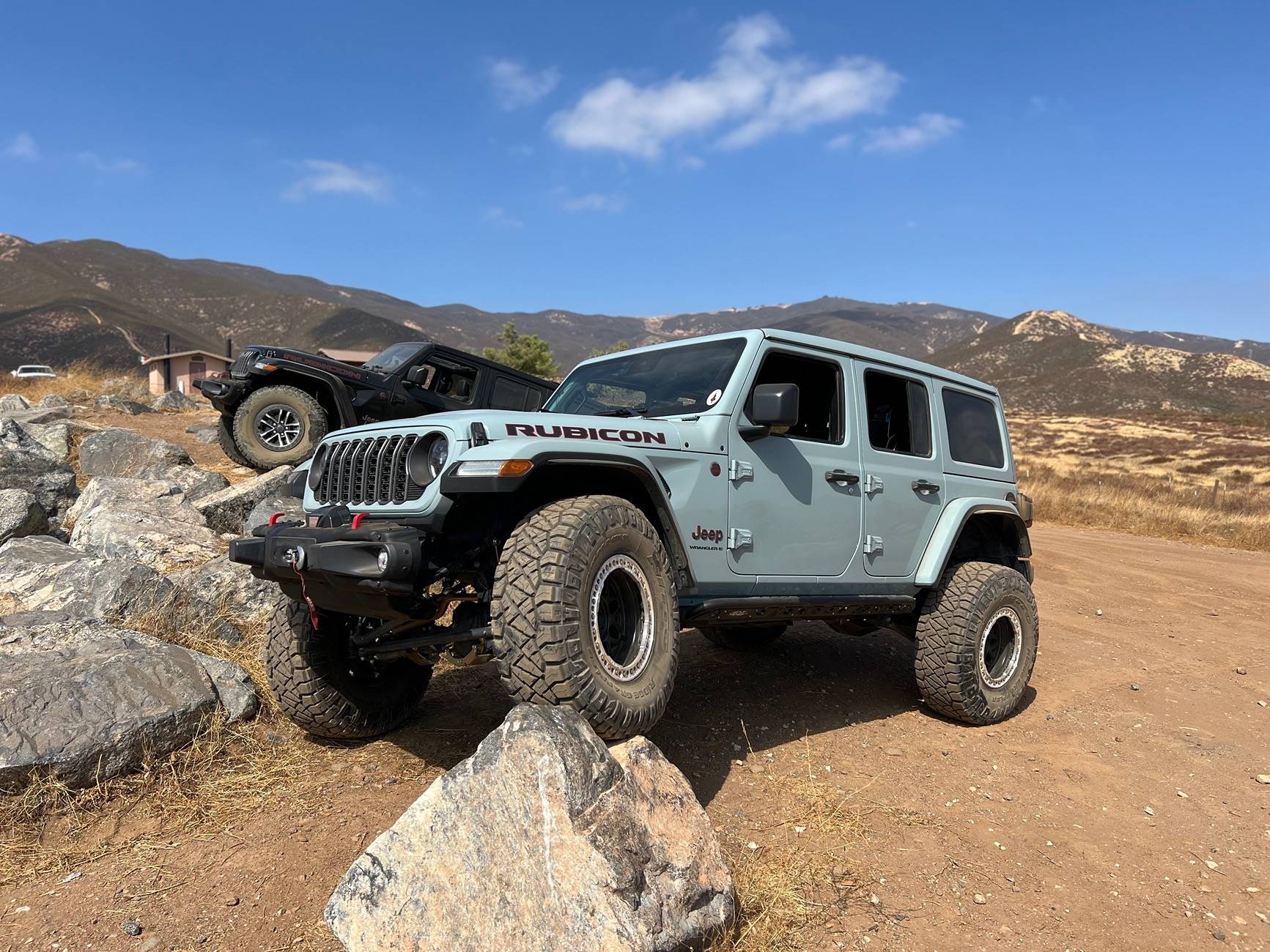 Jeep Wrangler JL Recon/Ridge Grappler? or Baja Boss A/T? IMG_1168