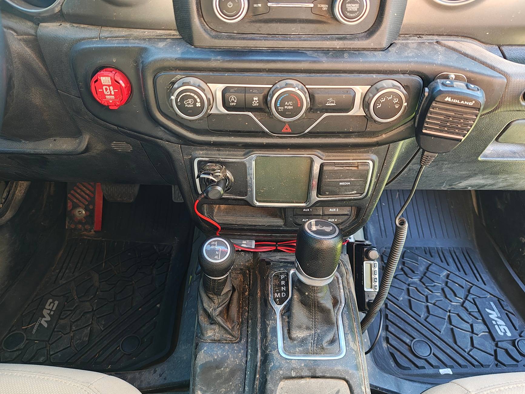 Jeep Wrangler JL HELP! Aux wiring hiccup. 1000003825