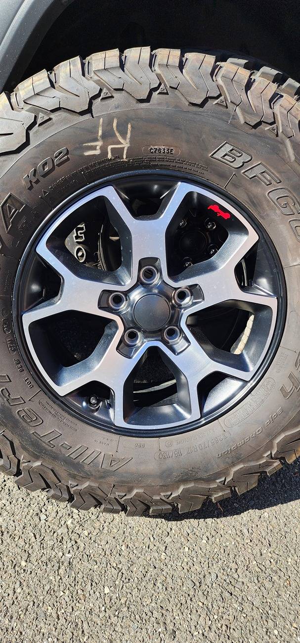 Jeep Wrangler JL Rubicon Takeoffs 20241006_132047