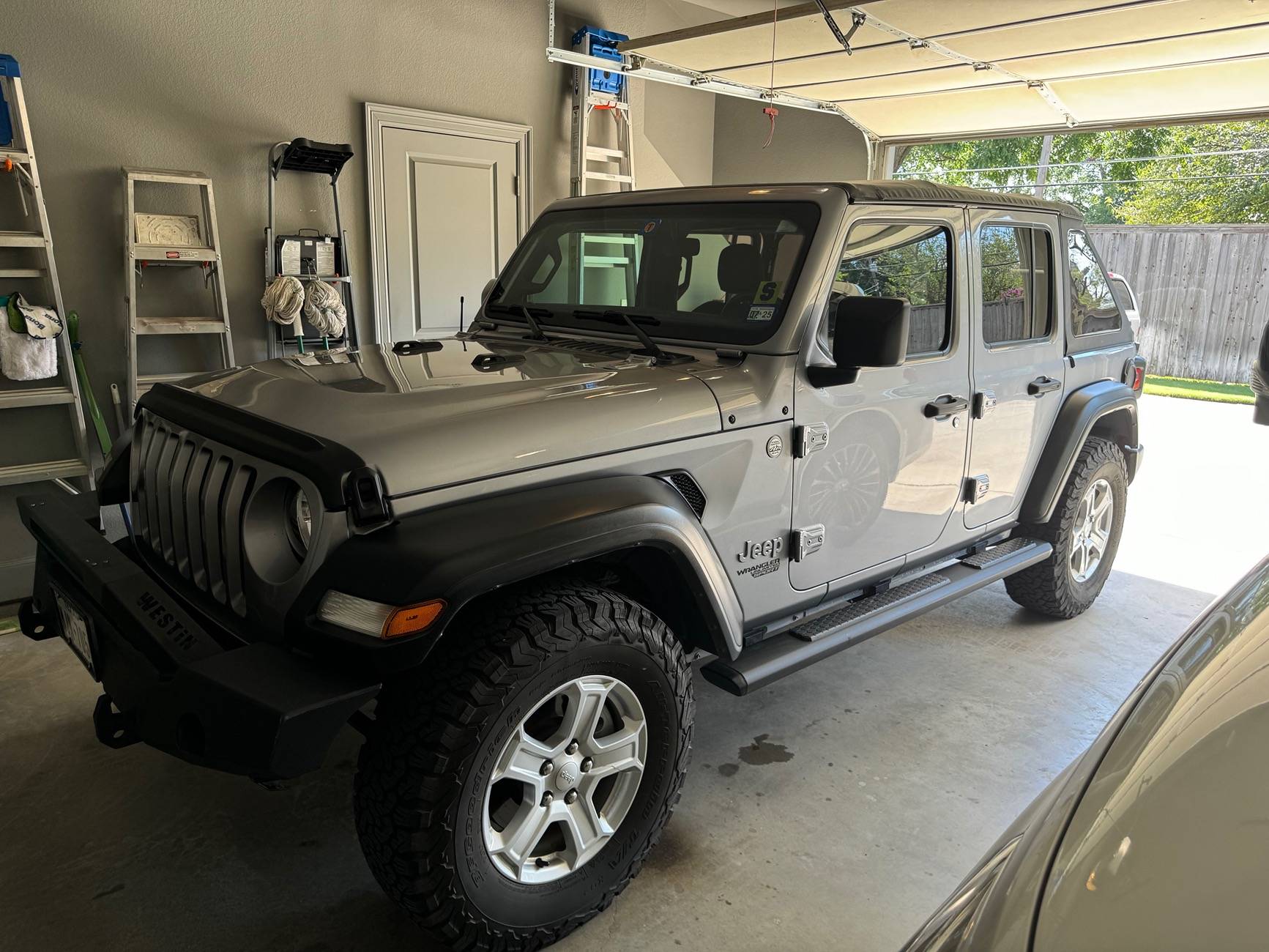 Jeep Wrangler JL Best AT tire I've ever ran. IMG_0040