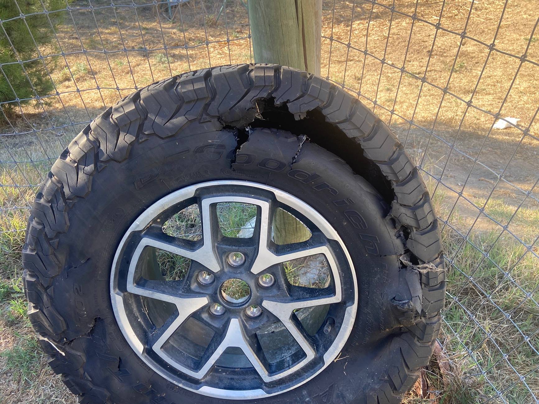 Jeep Wrangler JL Best AT tire I've ever ran. IMG_3753