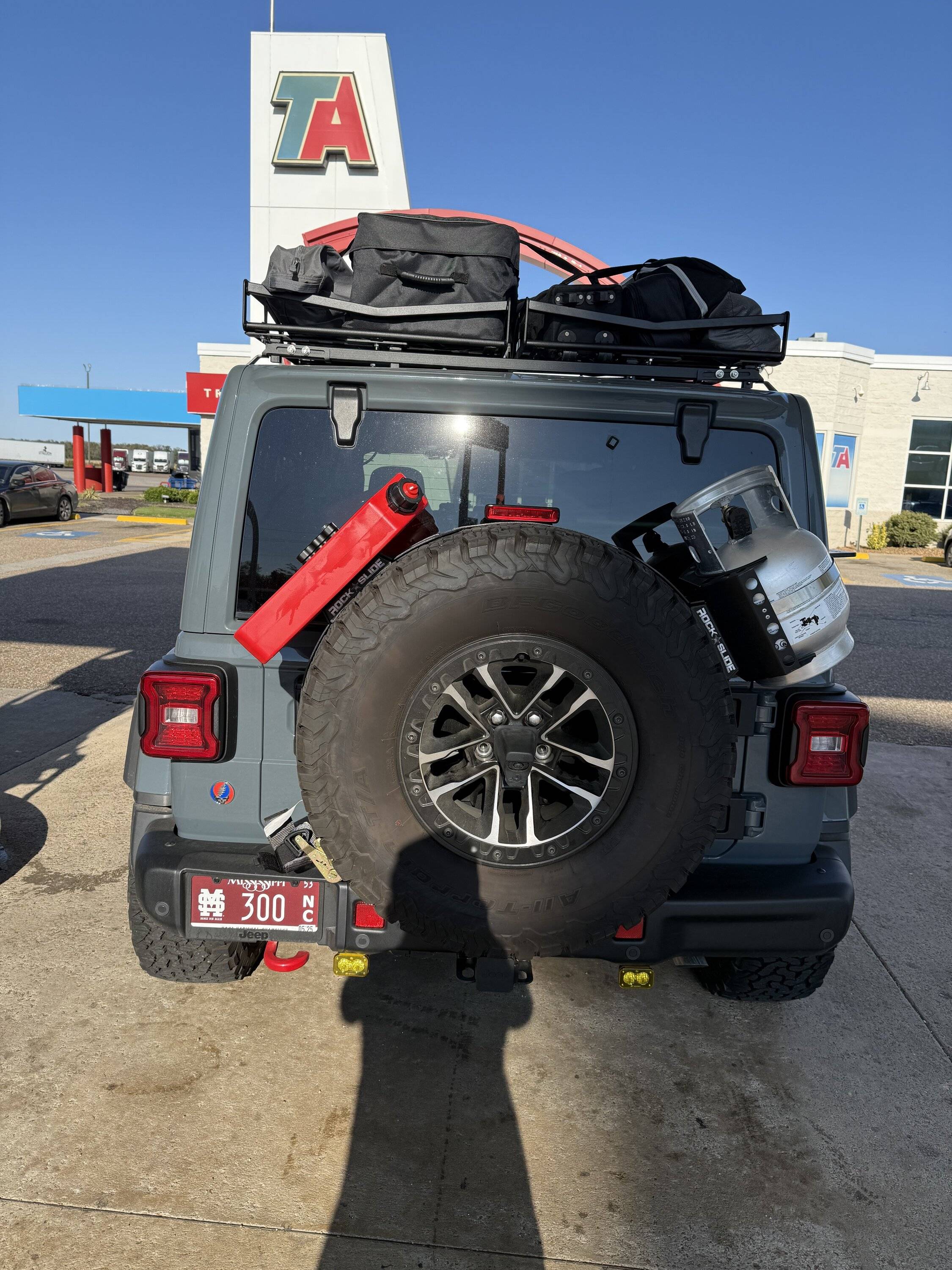 Jeep Wrangler JL The look and function I was going for is coming together. IMG_0068