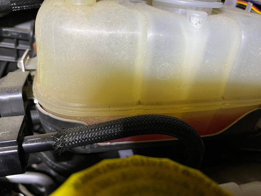 Jeep Wrangler JL Coolant loss or leak Jeep2
