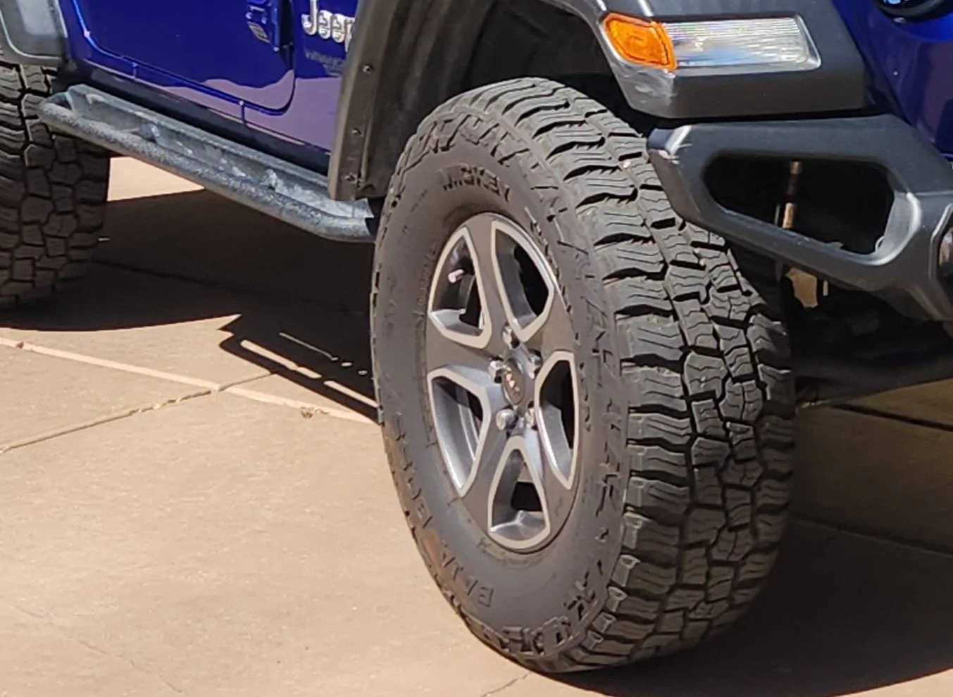Jeep Wrangler JL Wheels and tires... school me 20241029_033935