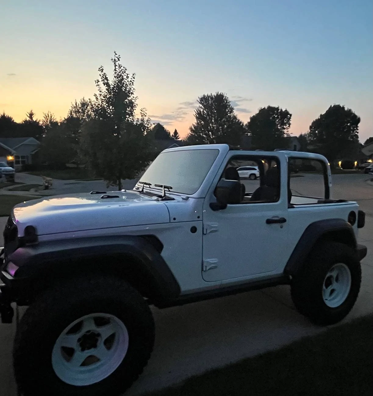 Jeep Wrangler JL Tops off 2 door pics! IMG_2142
