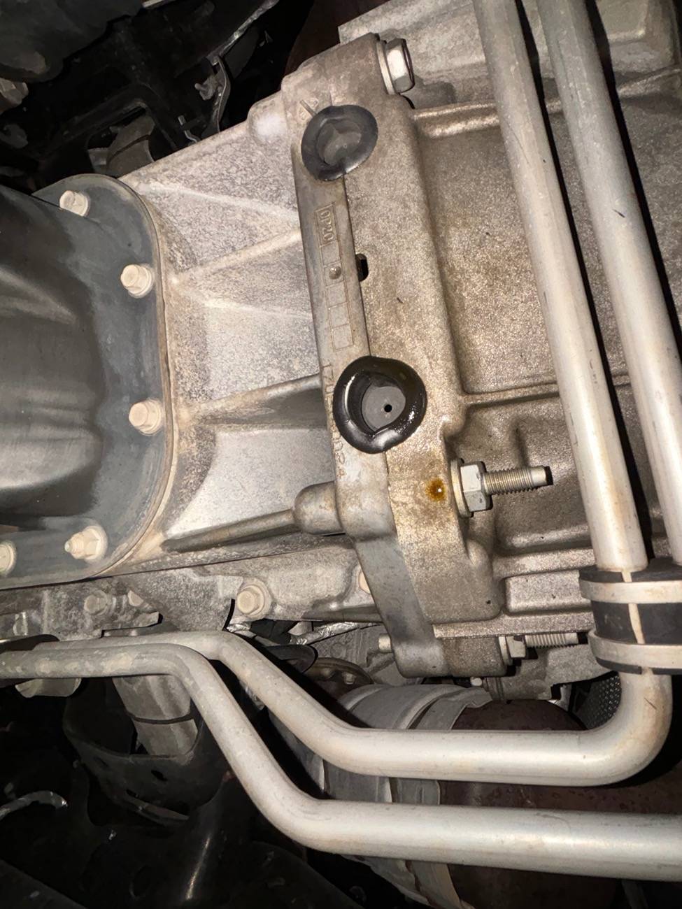 Jeep Wrangler JL Help identify/advice on this leak IMG_8878