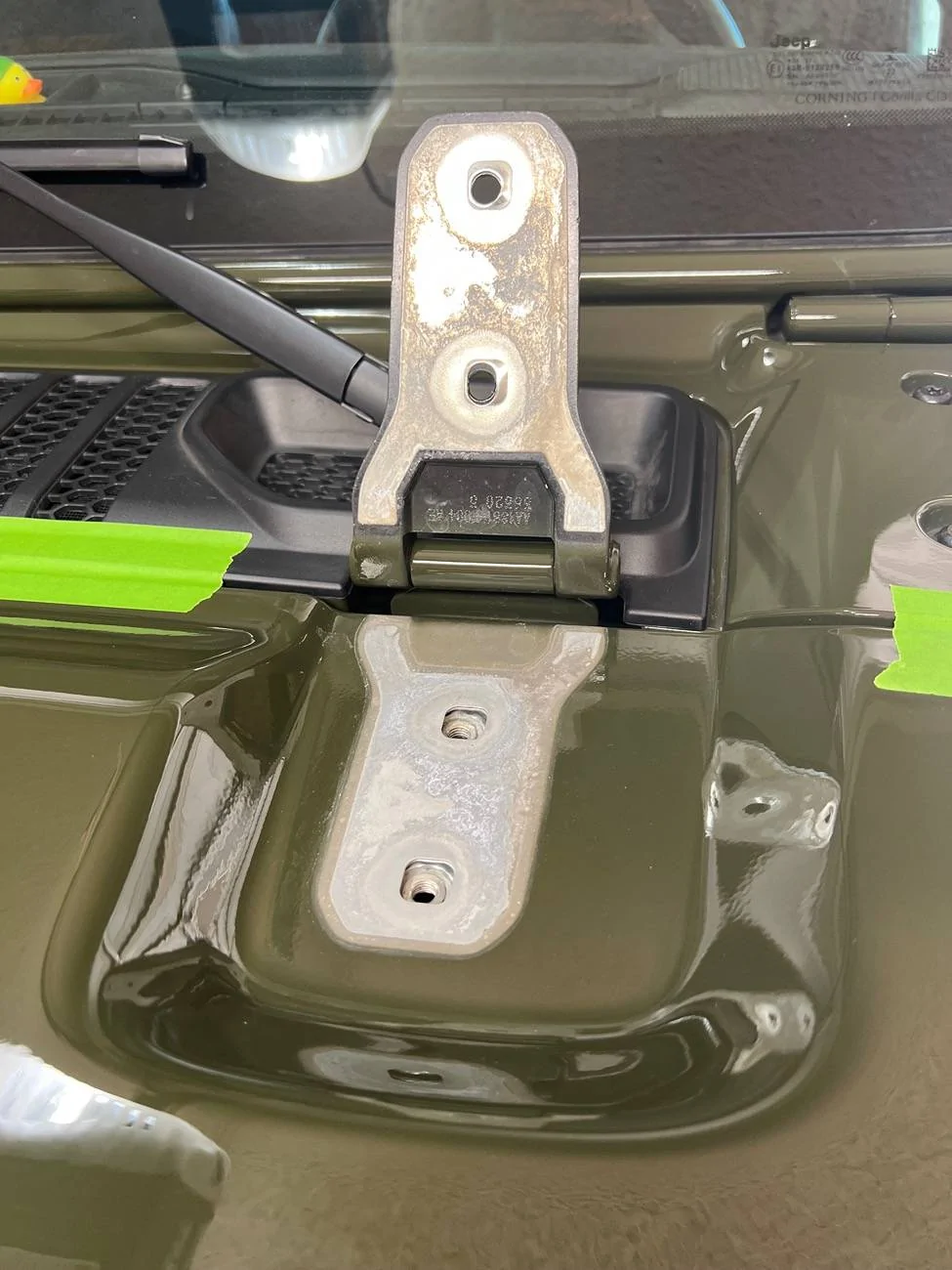 Jeep Wrangler JL Hinge corrosion prevention IMG_0052