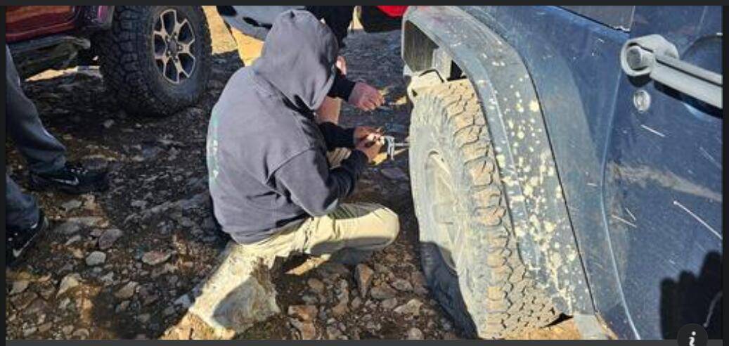 Jeep Wrangler JL Goodyear Duratrac flats 1730387814511-m1