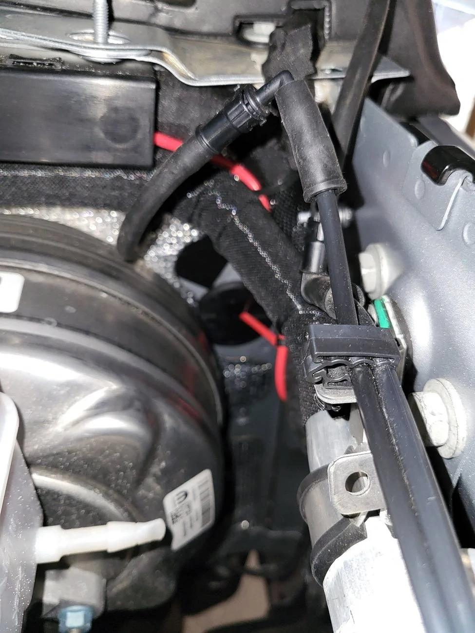 Jeep Wrangler JL 2024 base audio - tweeter and sub plug and play upgrade 8d power thru fire wall