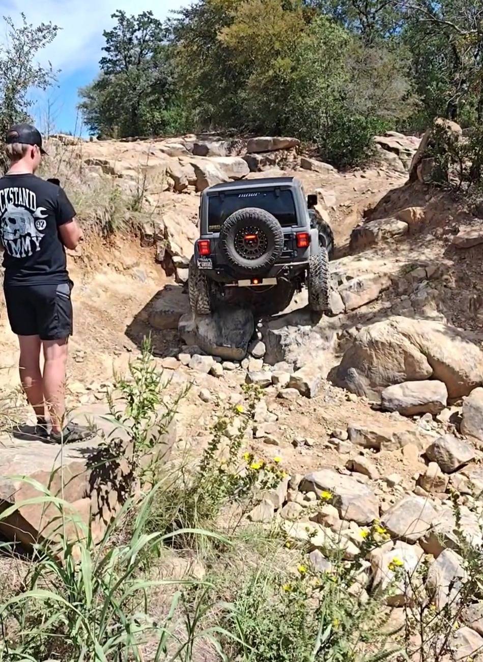 Jeep Wrangler JL 38's Screenshot_20241002_091326_Facebook