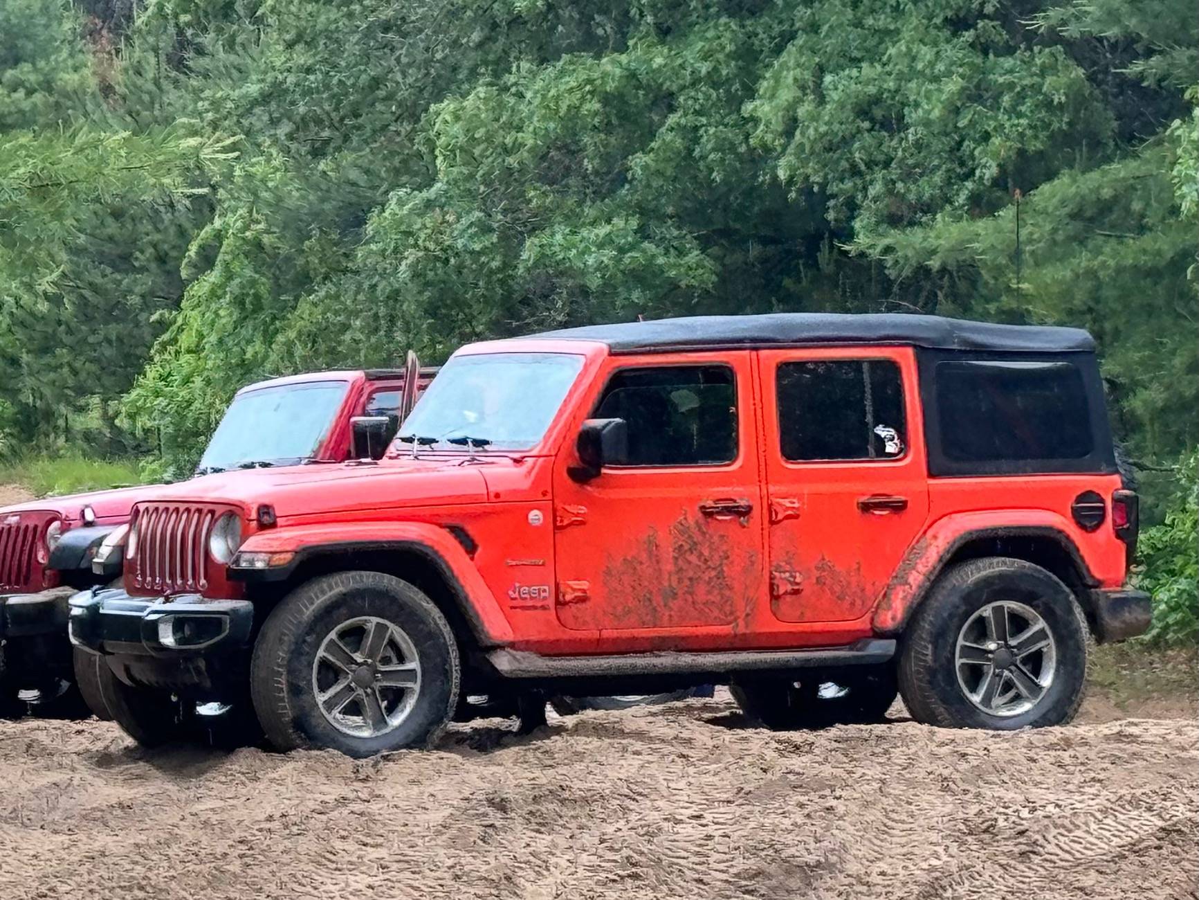 Jeep Wrangler JL 295/70r17 picture request IMG_3100