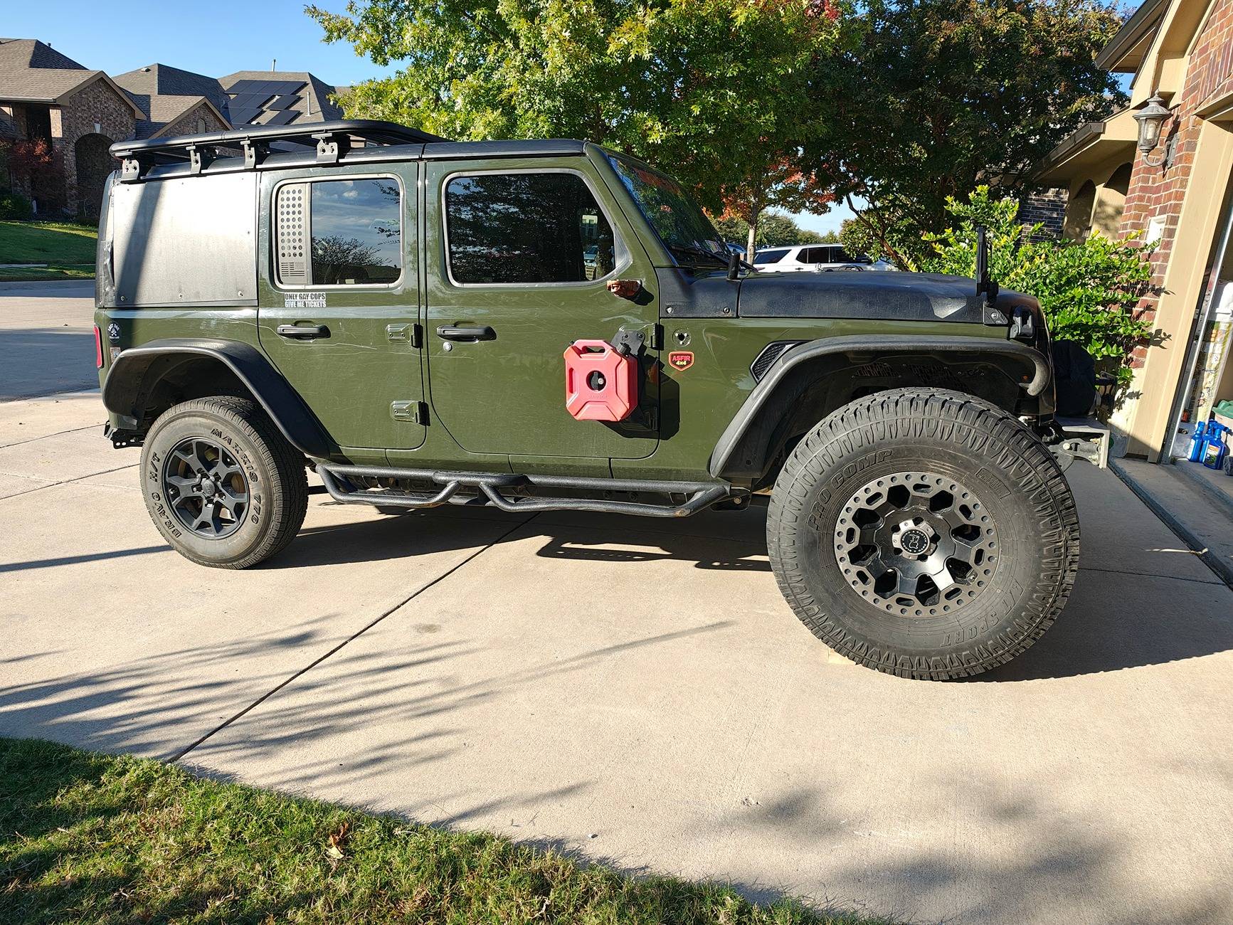 Jeep Wrangler JL Please delete {filename}