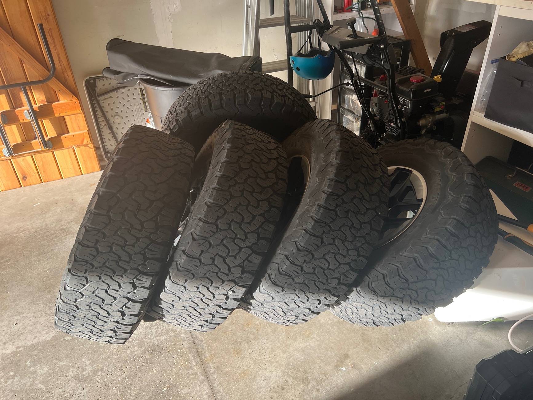 Jeep Wrangler JL 2018 Rubicon wheels/KO2s $450 OBO IMG_8610