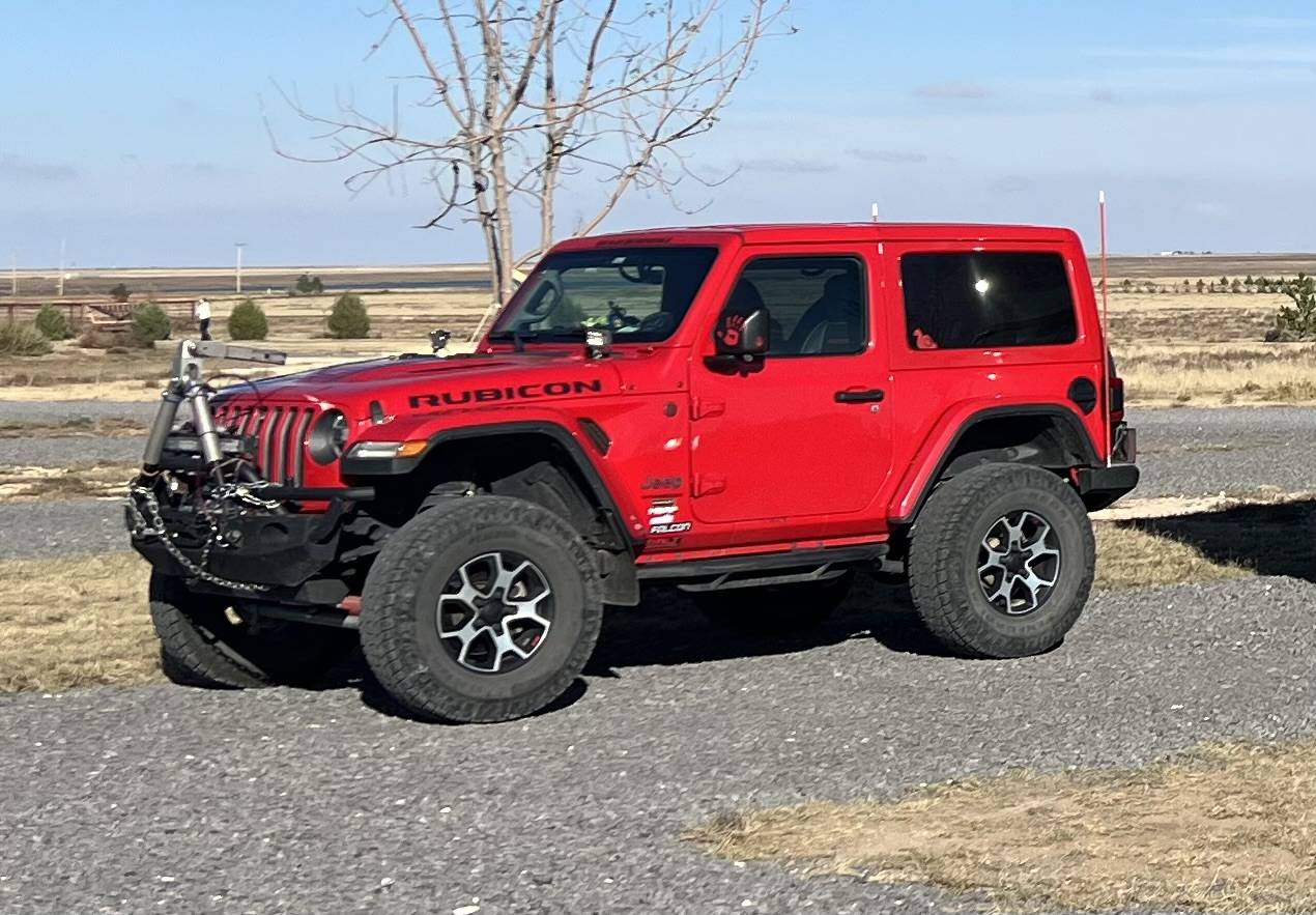 Jeep Wrangler JL Cb antenna -- type and placement? IMG_7890