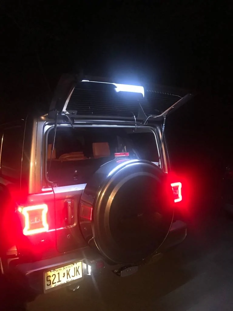 Jeep Wrangler JL Tailgate Brawlee LED light IMG_5418_zpst6kxib33
