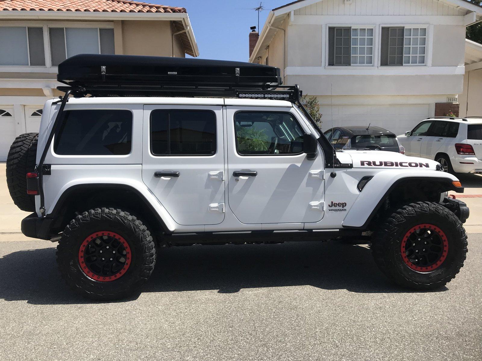 Jeep Wrangler JL Hello From JeepCares A1801C22-6D8F-46B0-9DA6-3E25594D1C1F