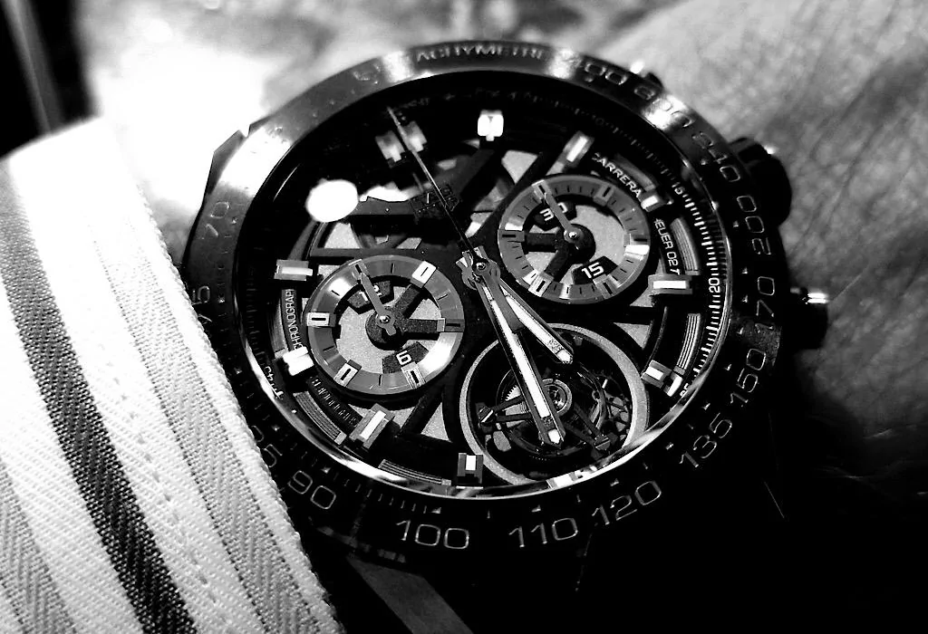 Jeep Wrangler JL Watches 6BF05762-B5D3-4559-9AA3-52ACD4C245E3