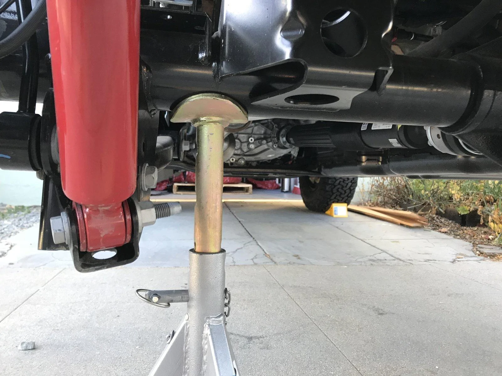 Jeep Wrangler JL Jackstand points 97AADF4E-B9F1-45E1-9BB9-A2A16D253403