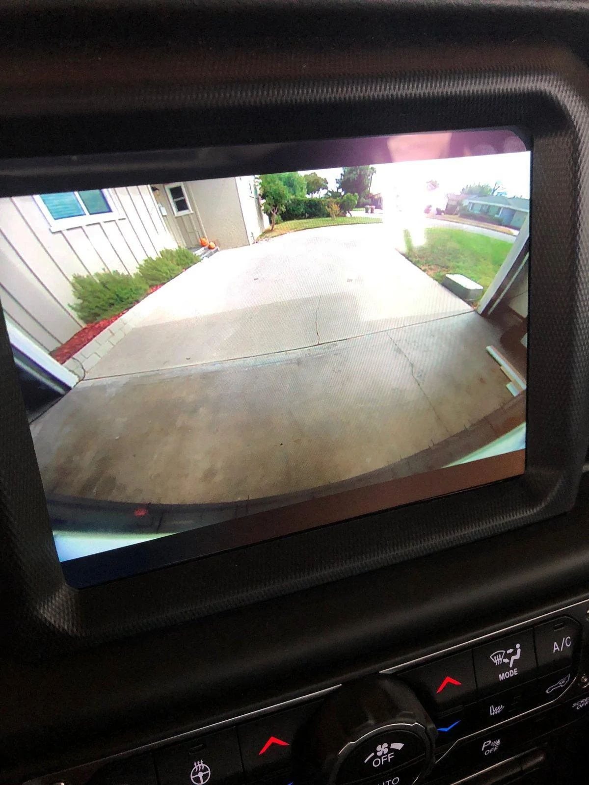 Jeep Wrangler JL Lost backup camera guide lines IMG_0567