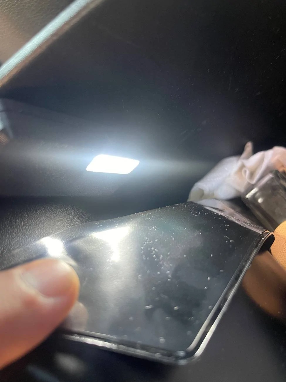 Jeep Wrangler JL Glovebox lighting IMG_3600