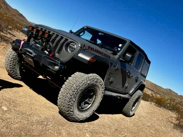 Jeep Wrangler JL ANGRY GRILL: tredsdert IMG_3167