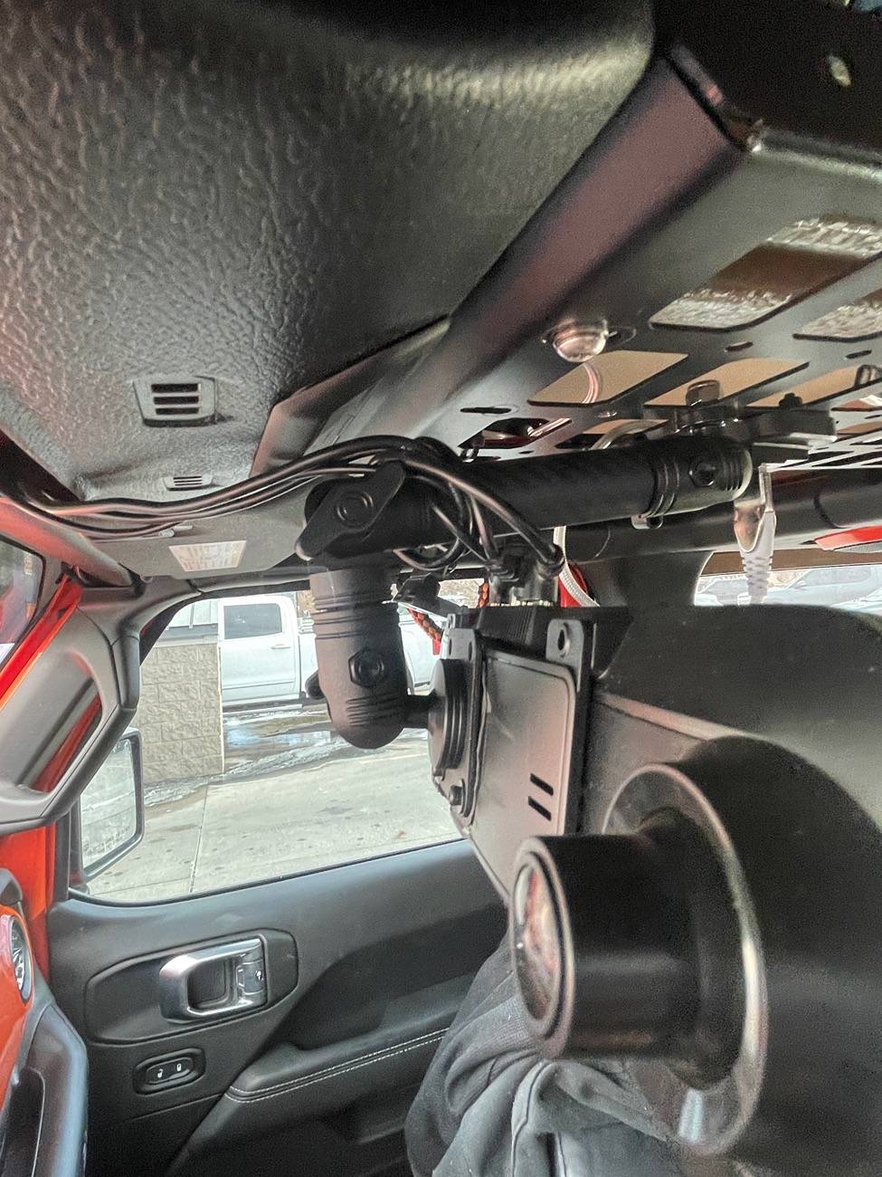 Jeep Wrangler JL Ball Mount Dash Cam IMG_3537