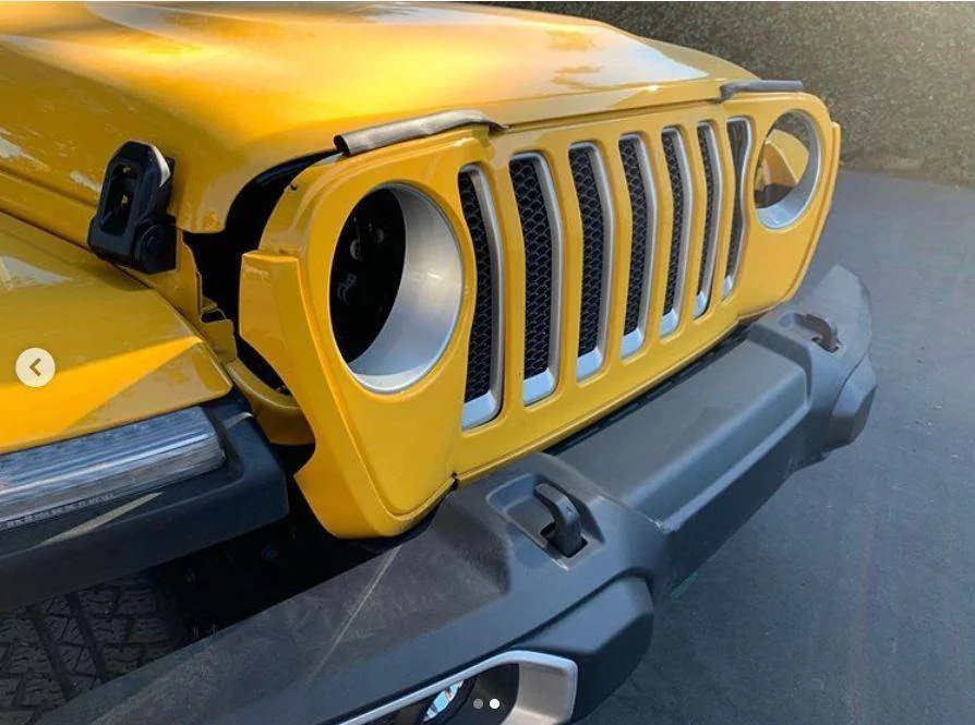 Jeep Wrangler JL Grill removal question 1732731708410-kv