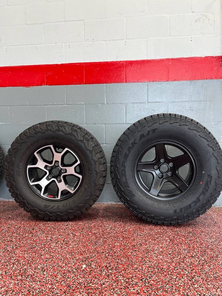 Jeep Wrangler JL Stock Rubicon JLU on 35s? IMG_7858
