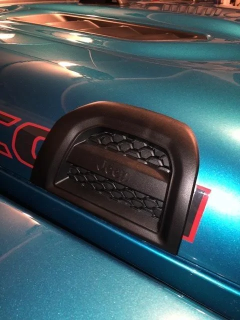 Jeep Wrangler JL WTB: Mopar Cold Air Intake Hood Vent 1733328162367-9k