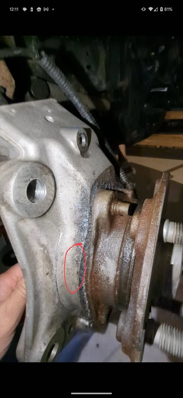 Jeep Wrangler JL Need help with front wheel stud Screenshot_20241207-001151~2