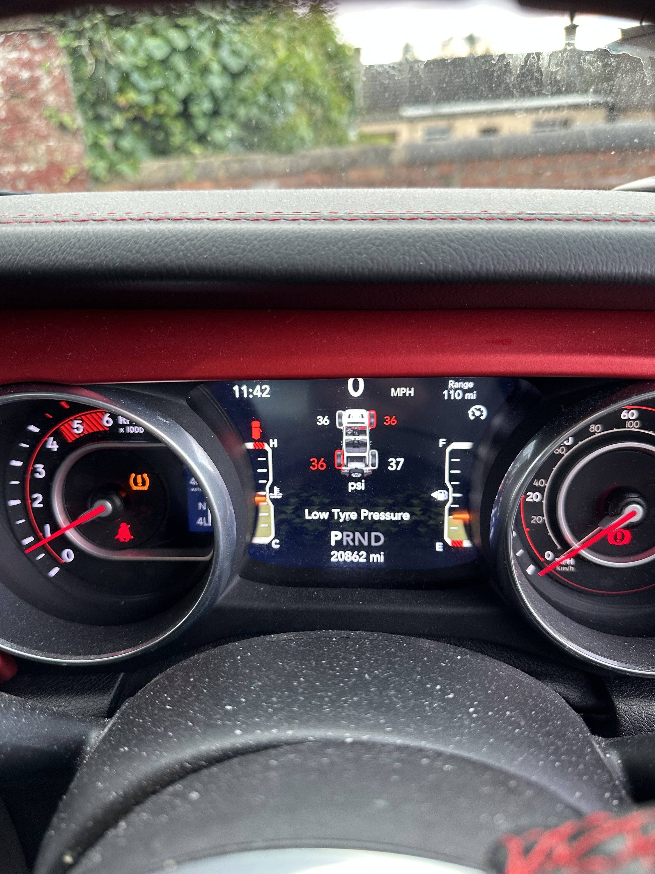 Jeep Wrangler JL Tyre Pressure warning but pressures ok IMG_5106