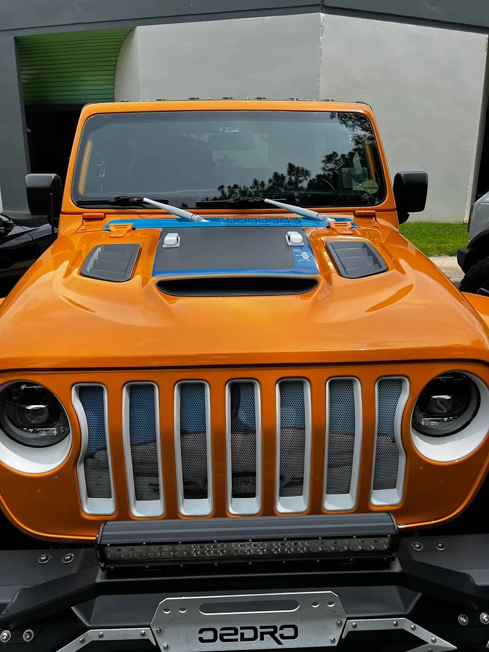 Jeep Wrangler JL Experience w/ hood blackout decal IMG_0980