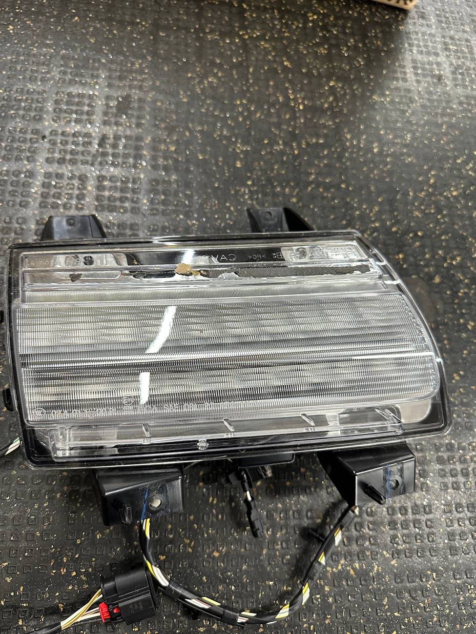 Jeep Wrangler JL OEM LED turn signal/ side marker IMG_5210