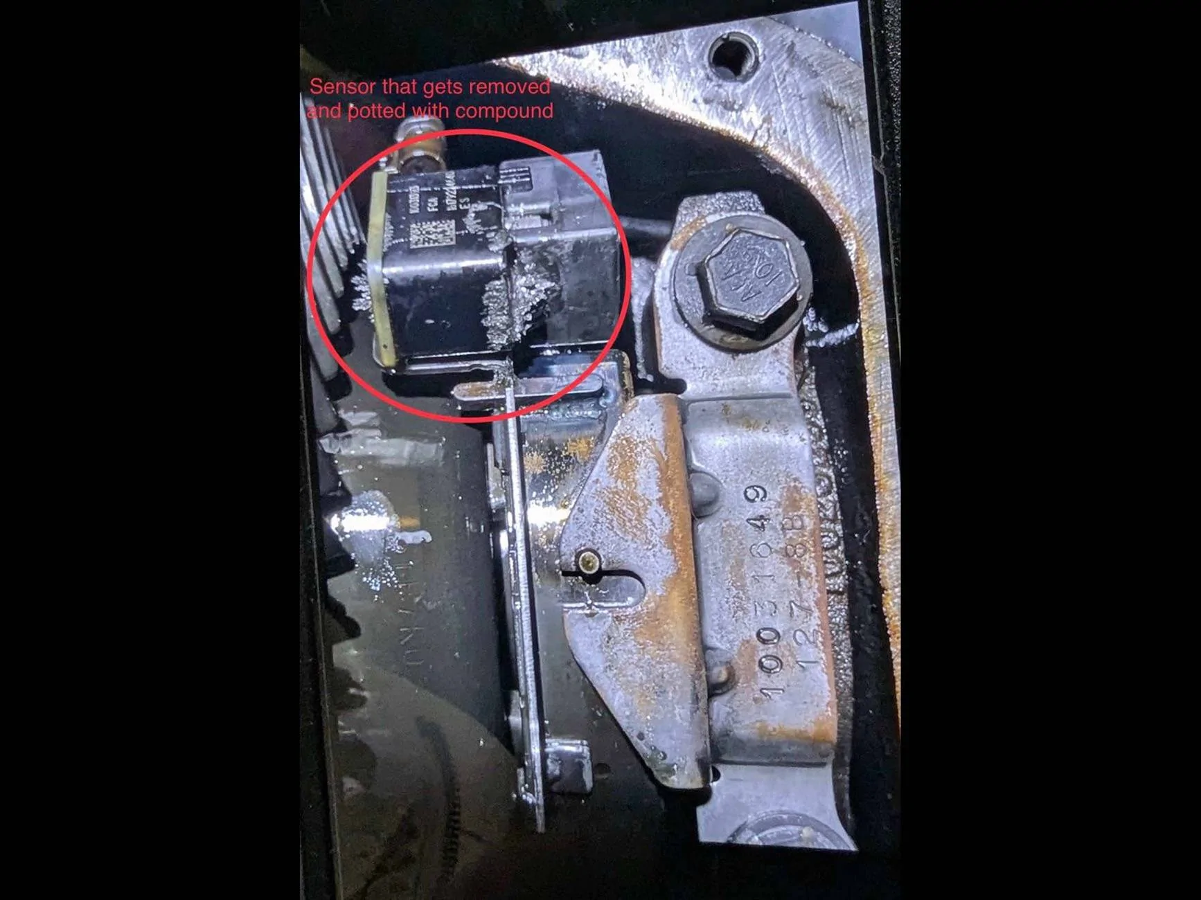 Jeep Wrangler JL Locker Position Sensor Potting - DANA 44 BA83B4F1-22B0-4D94-A4AF-32A18EE9F053