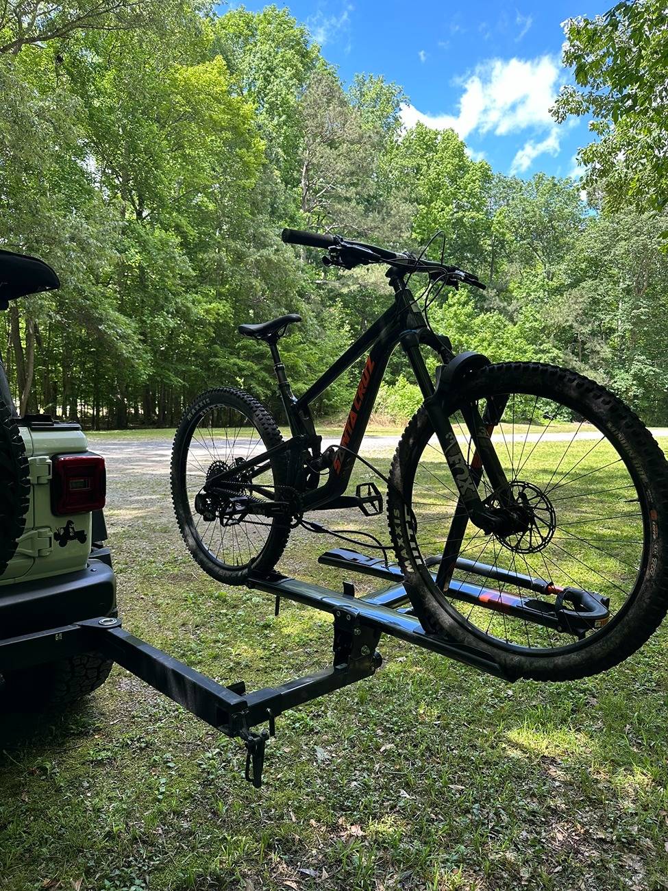 Jeep Wrangler JL Bicycle carrier IMG_4334.JPEG