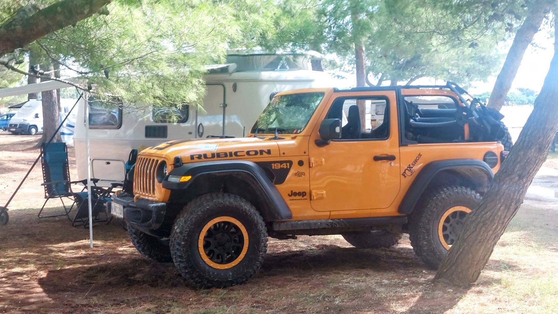 Jeep Wrangler JL Small travel trailer 20230831_112245~2