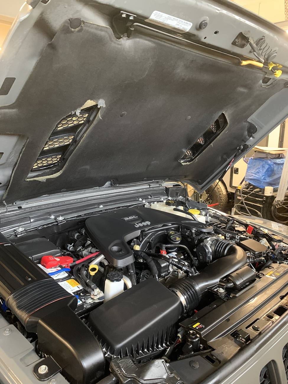Jeep Wrangler JL Recommend a product to clean engine bay IMG_1157