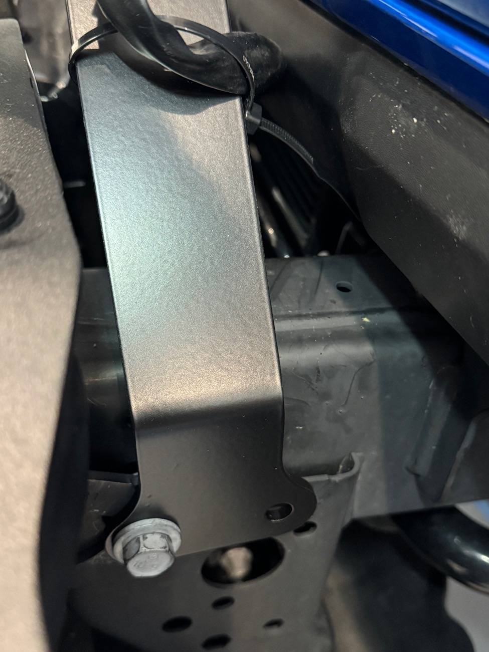 Jeep Wrangler JL LP6 install with the BD plastic bumper brackets. IMG_4126