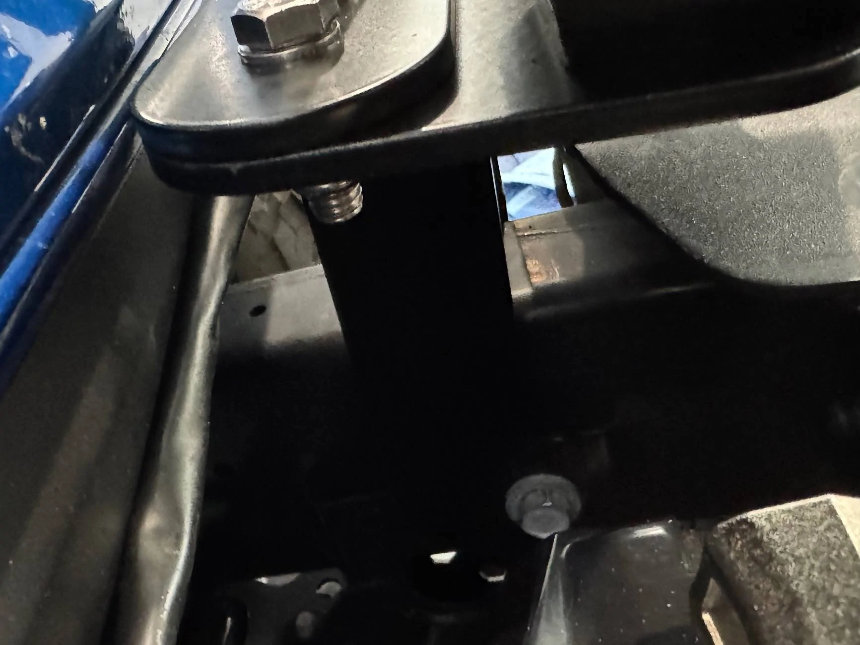 Jeep Wrangler JL LP6 install with the BD plastic bumper brackets. IMG_4124
